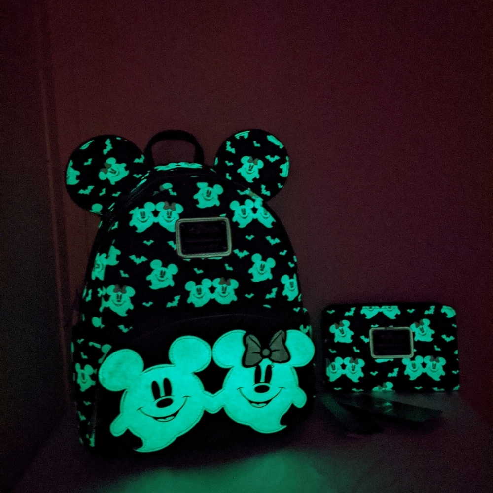 Loungefly Disney Mickey & Minnie Mouse Ghostly Glow-in-the-Dark Mini Bac…